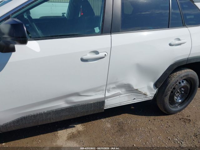 2T3F1RFV5SW527044 Toyota RAV4 LE