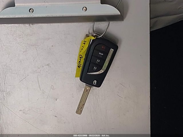 5YFB4MDE3RP153470 Toyota COROLLA LE