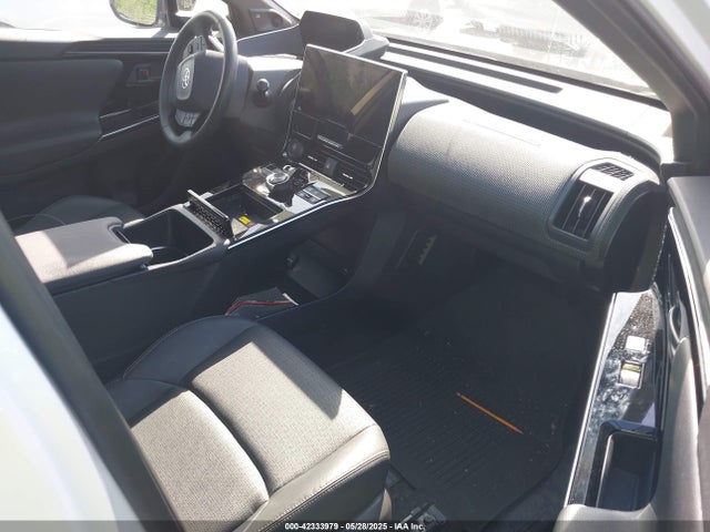 JTMABACA7PA011770 Toyota Bz4x Limited