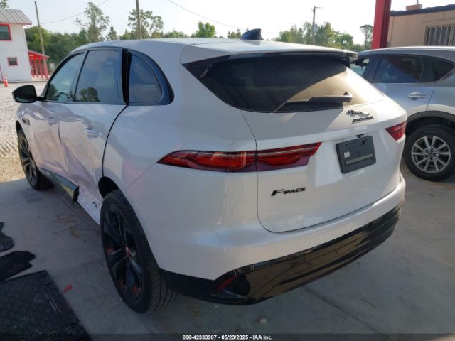 2023 JAGUAR F-PACE SADCJ2EX8PA708744 Photo 2