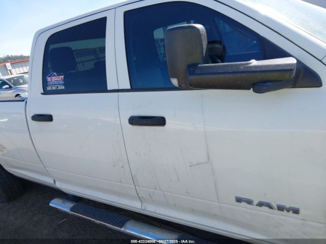 3C6UR5HL8KG691366 RAM 2500 Tradesman  4x4 8' Box