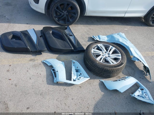 1GYKPMRK5RZ123120 Cadillac x0d + ec6