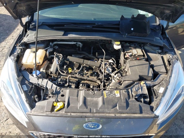 1FADP3F20JL254076 Ford FOCUS SE