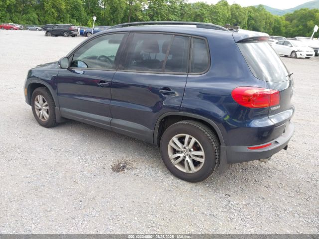 WVGAV7AX7FW524211 Volkswagen TIGUAN S