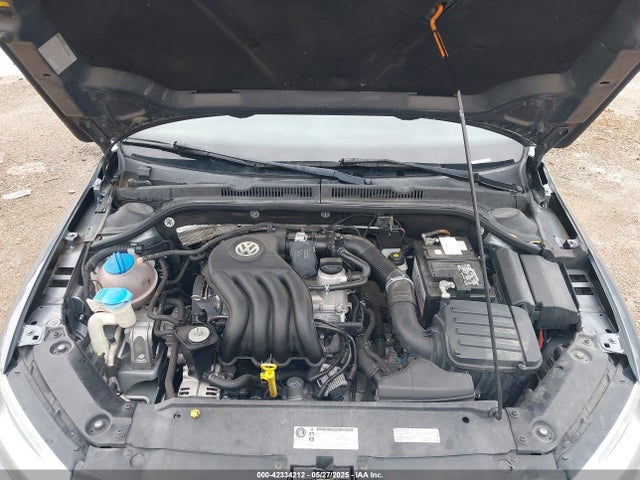 3VW2K7AJ2EM313510 Volkswagen Jetta 2.0l S