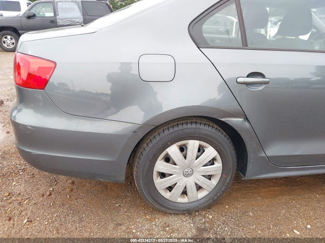 3VW2K7AJ2EM313510 Volkswagen Jetta 2.0l S