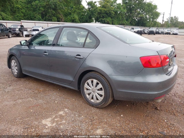 3VW2K7AJ2EM313510 Volkswagen Jetta 2.0l S