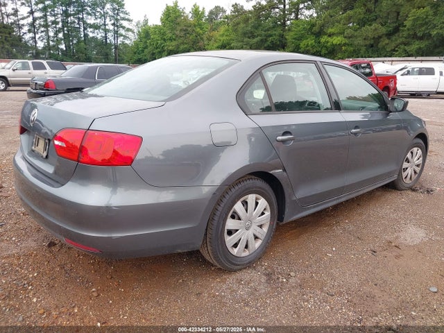3VW2K7AJ2EM313510 Volkswagen Jetta 2.0l S