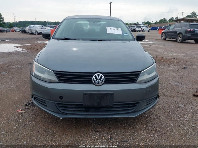 3VW2K7AJ2EM313510 Volkswagen Jetta 2.0l S