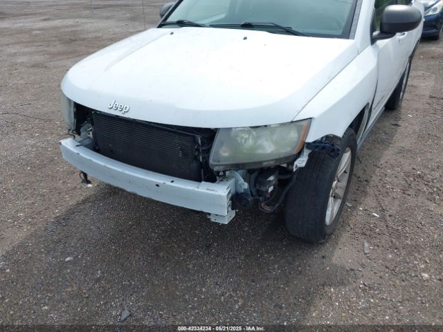 1C4NJCBA9GD620407 Jeep Compass Sport