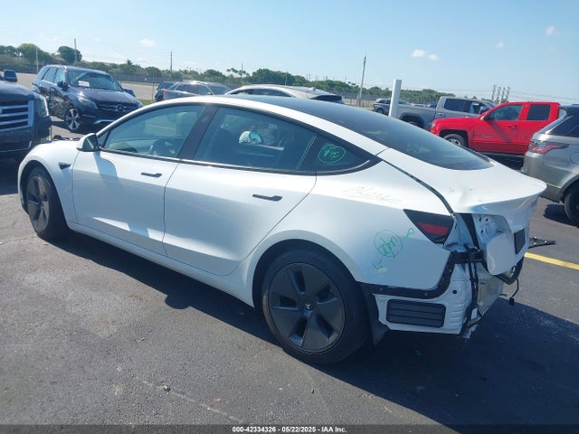 2023 TESLA MODEL 3 5YJ3E1EA0PF548498 Photo 2