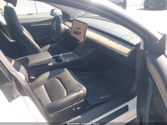 2023 TESLA MODEL 3 5YJ3E1EA0PF548498 Photo 4