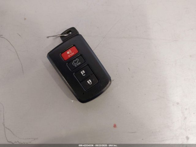 JTMRFREV6JD234720 Toyota Rav4 Xle