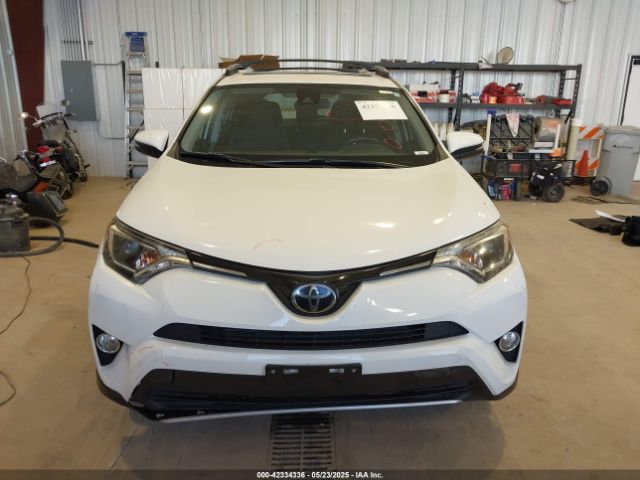 JTMRFREV6JD234720 Toyota Rav4 Xle