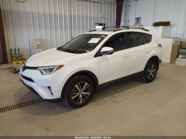 JTMRFREV6JD234720 Toyota Rav4 Xle