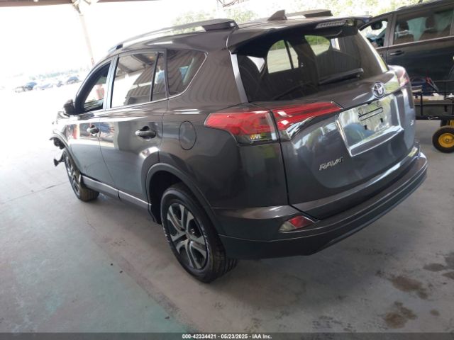 JTMZFREV8JJ728725 Toyota RAV4 LE