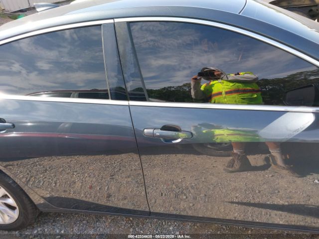 1G1ZD5ST5KF158102 Chevrolet MALIBU LT