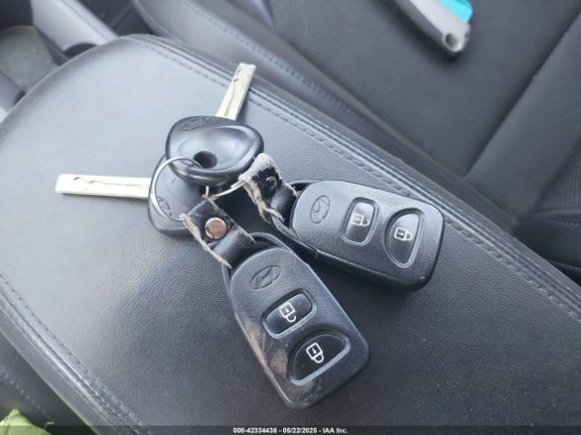 KM8JTCAF7FU099526 Hyundai TUCSON GLS
