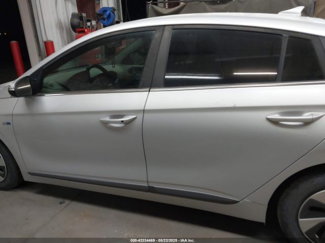 KMHC75LC2JU071766 Hyundai Ioniq Hybrid Sel