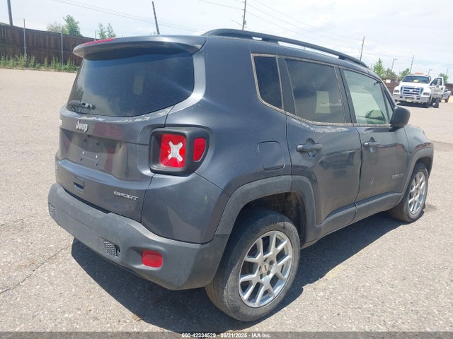 ZACNJDA14NPN81017 Jeep 2022