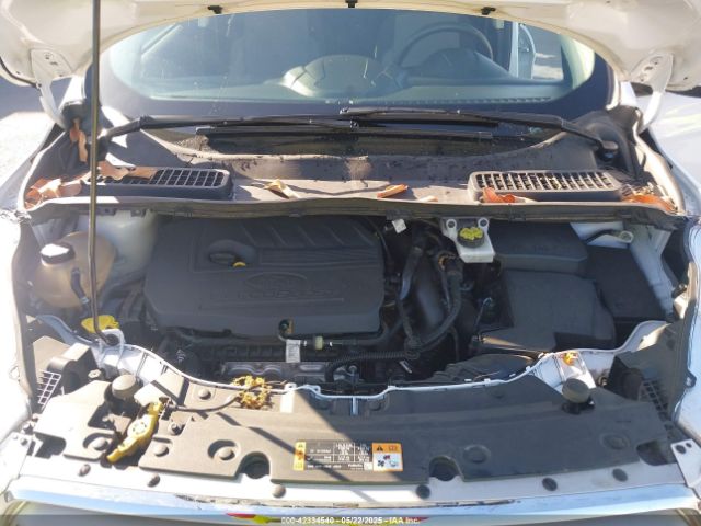 1FMCU0GD3JUC90153 Ford ESCAPE SE
