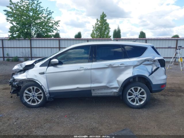 1FMCU9GD9HUB60697 Ford ESCAPE SE