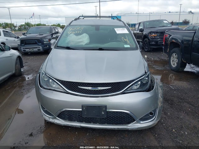 2C4RC1BG3JR356075 Chrysler Pacifica Touring L