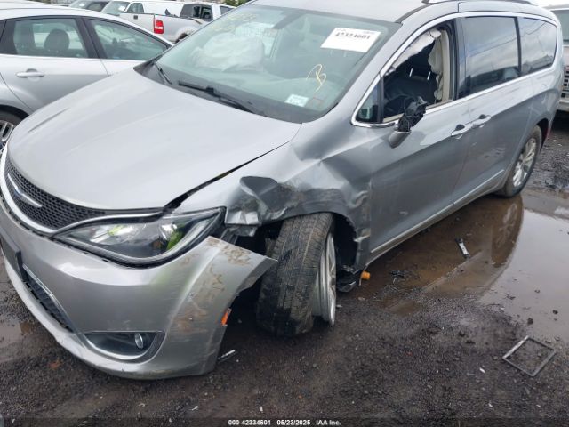 2018 CHRYSLER PACIFICA 2C4RC1BG3JR356075 Photo 5