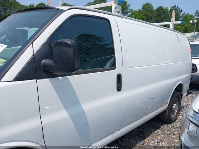 1GCWGAFF8H1255833 Chevrolet Express 2500 Work Van