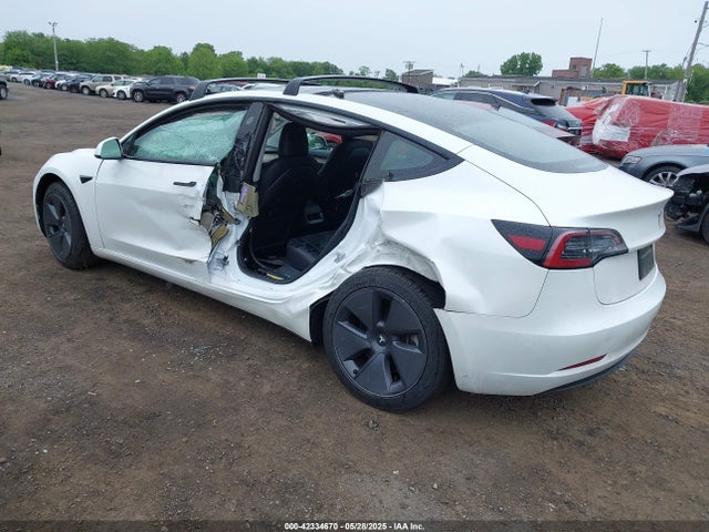 2023 TESLA MODEL 3 5YJ3E1EA7PF470141 Photo 2