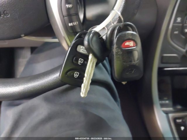 5NPDH4AE3EH477222 Hyundai ELANTRA SE