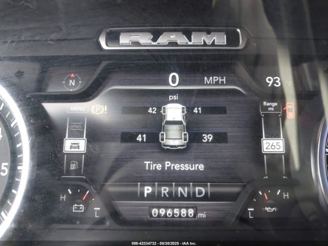 1C6SRFMT8NN313403 RAM 1500 Big Horn