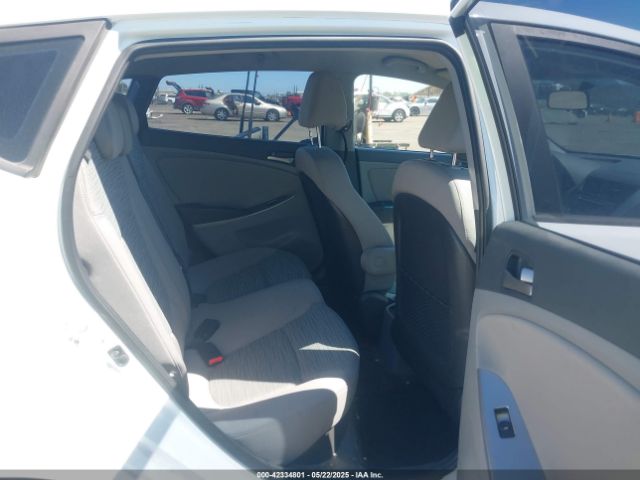 KMHCT5AE1GU239180 Hyundai ACCENT SE
