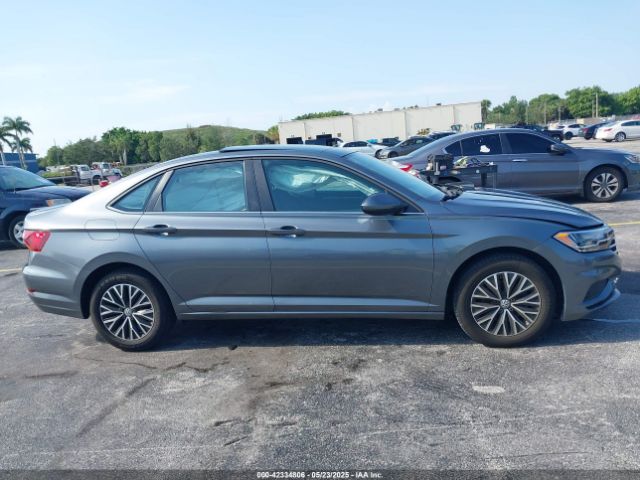 3VWC57BU8KM120682 Volkswagen Jetta 1.4t R-line/1.4t S/1.4t Se