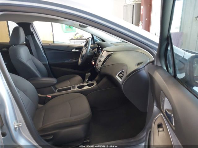 1G1BC5SM9H7205809 Chevrolet Cruze Ls Auto