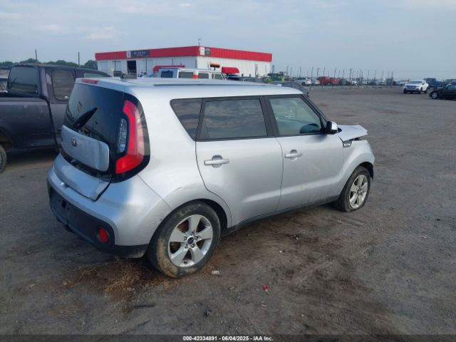 KNDJN2A22H7482927 KIA Soul