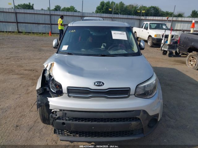 KNDJN2A22H7482927 KIA Soul