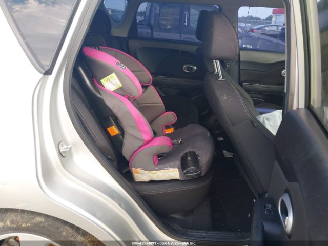 KNDJN2A22H7482927 KIA Soul