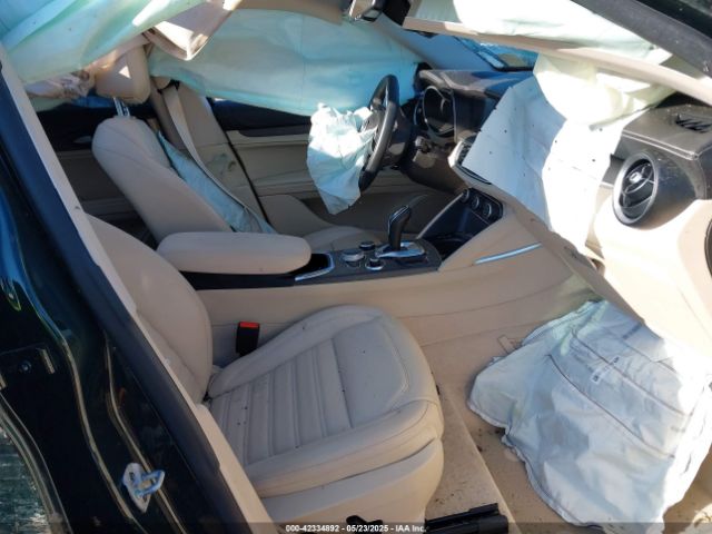 2021 ALFA ROMEO STELVIO ZASPAKBN6M7D09394 Photo 4