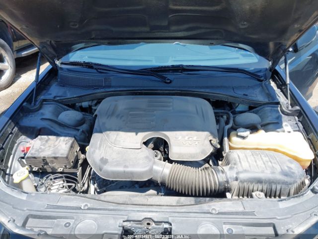 2019 CHRYSLER 300 2C3CCABGXKH628784 Photo 9