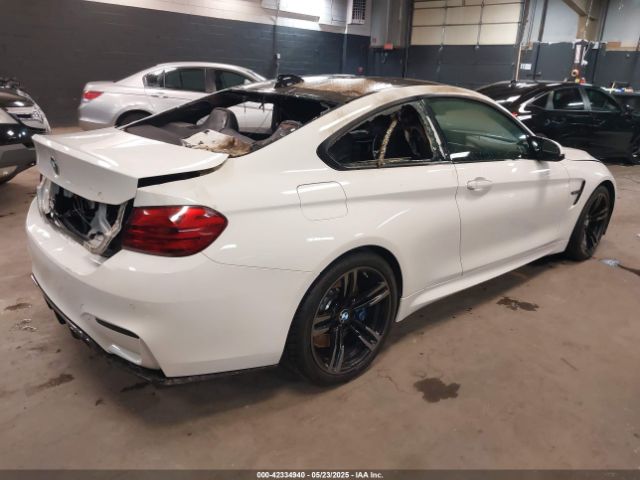 2015 BMW M4 WBS3R9C5XFK334847 Photo 3