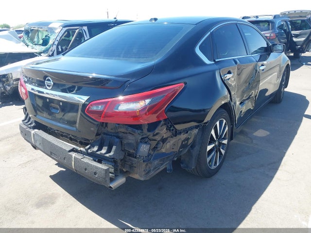 1N4AL3AP3JC163997 Nissan Altima 2.5 Sv