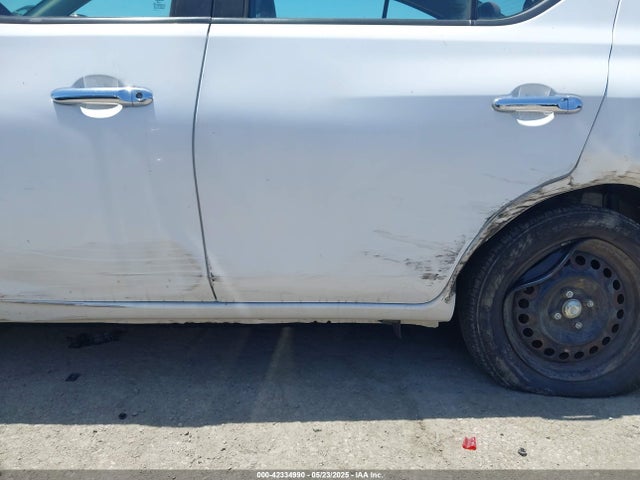 3N1CN7AP7HL851569 Nissan 2017
