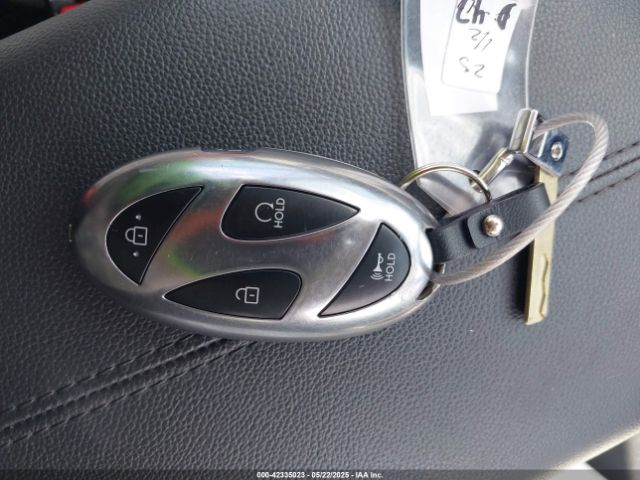 5NMJBCDE7SH465657 Hyundai TUCSON SEL