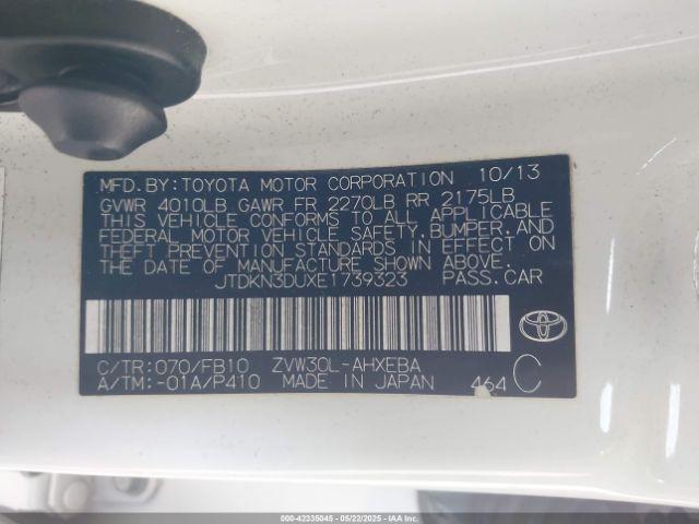 JTDKN3DUXE1739323 Toyota Prius Three