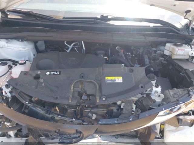 5TDJRKEC8MS032240 Toyota SIENNA XLE