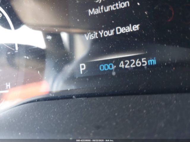 5TDJRKEC8MS032240 Toyota SIENNA XLE