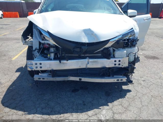 5TDJRKEC8MS032240 Toyota SIENNA XLE