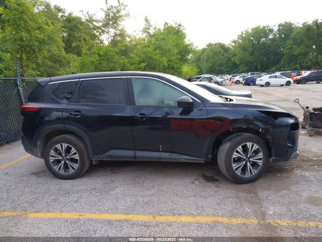 JN8BT3BA7PW421121 Nissan Rogue Sv Fwd