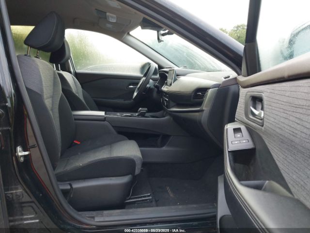 JN8BT3BA7PW421121 Nissan Rogue Sv Fwd